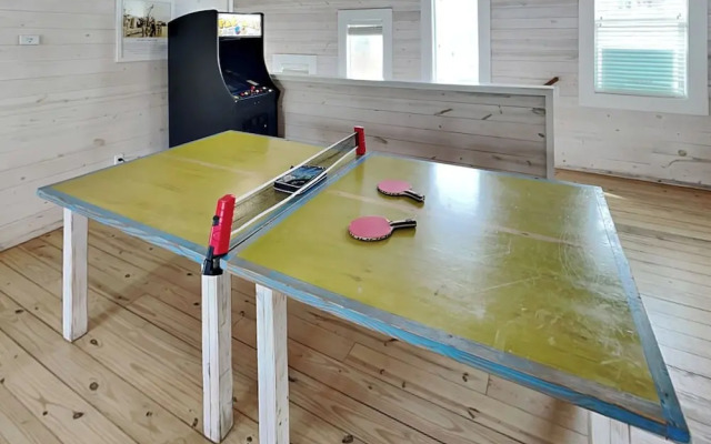 Avg622#2-beach Club 2