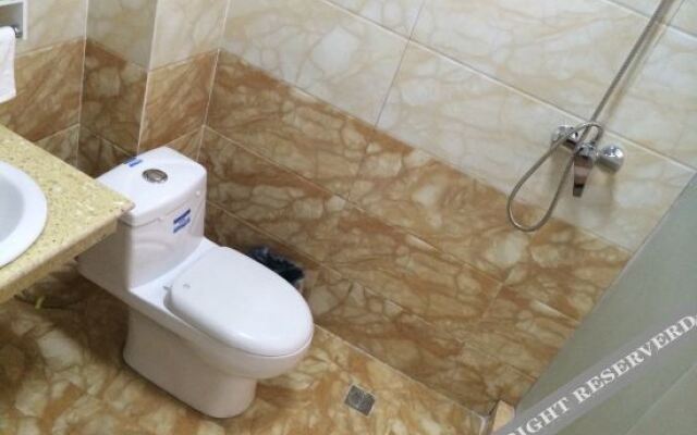 7tiandi Business Hotel (Zhengzhou Dianzi Xinxi Zhiye Jishu Xueyuan Zhongmu Station)