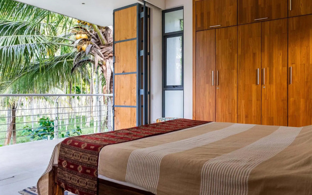 StayVista at Davey's Townhouse