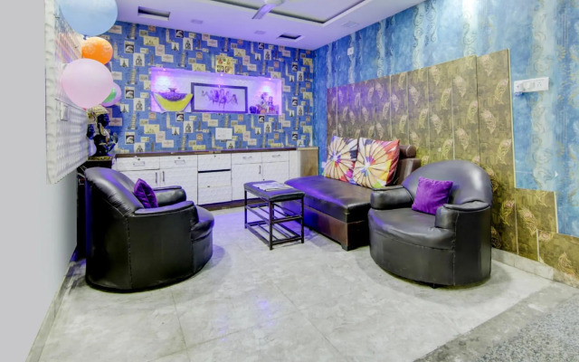 OYO Flagship 80529 Sg Hotel