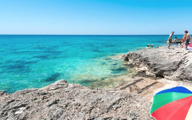 Cosy apartment in Racale with private terrace