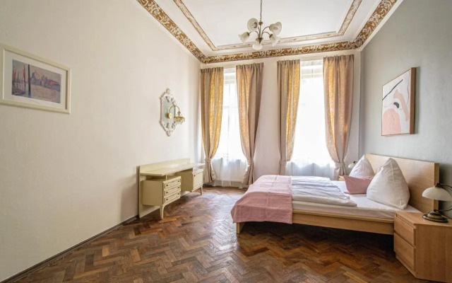 For celebrations spacious 3BDR apartment with balcony