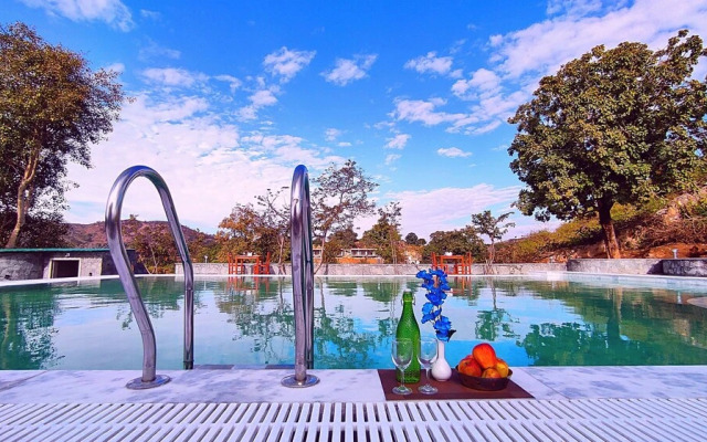 Takhat Villa by ShriGo Hotels