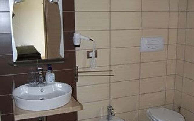 Neeton - Noto Bed&Breakfast