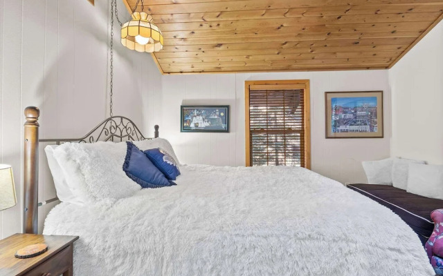 Sundance Foosball Table, Bbq, Near West Beach