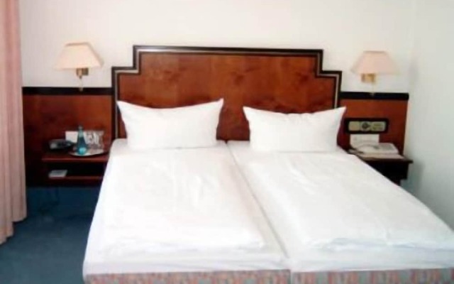 Hotel Villa Kipping – Central Station Dresden