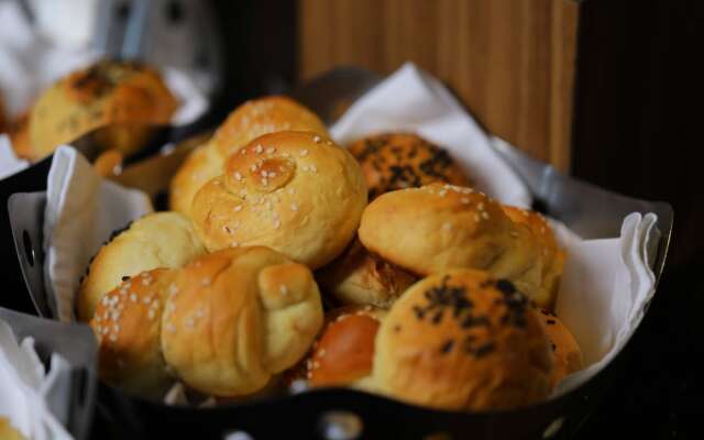 Coral Reef Kochi - A Unit of Coral Isle Hotels