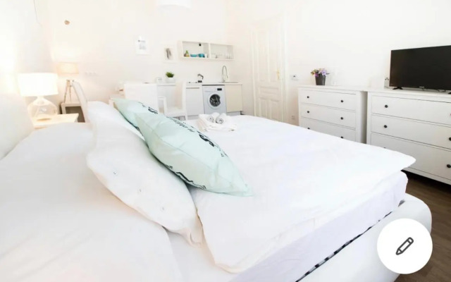 Romantic Apartment Petra - free parking Friday-Sunday