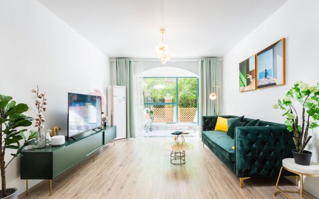 StarHome West Huaihai Road Branch