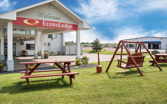 Econo Lodge Duluth near Miller Hill Mall