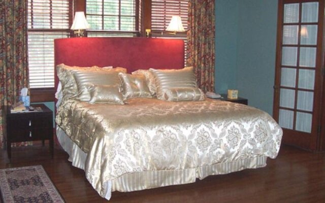 Kennedy Mansion Bed and Breakfast