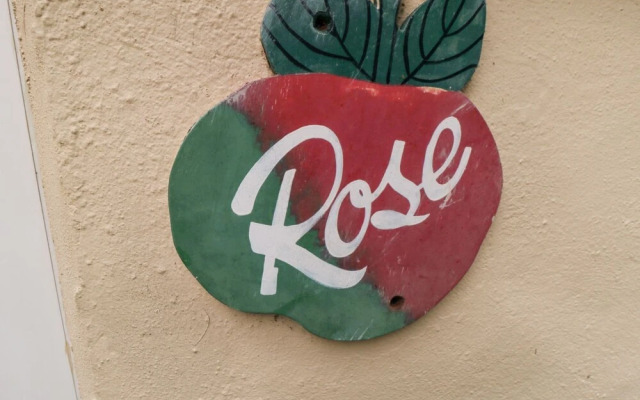 Rose