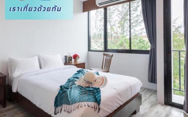 The Sixteenth Surin Beach Hotel