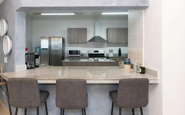 The Golf-view Condo by Acomodo