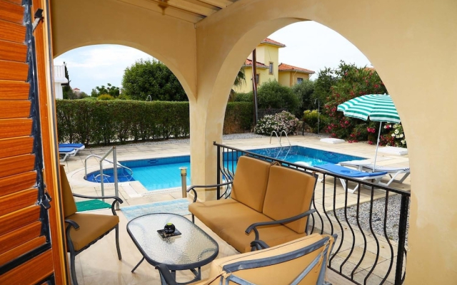 Villa Baris by Amy Villas