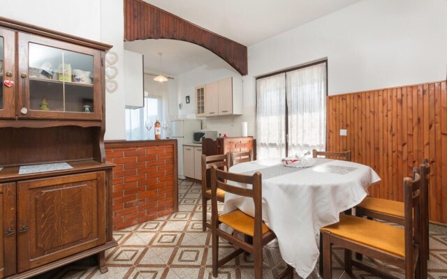 Amazing Apartment in Pula With Wifi and 3 Bedrooms