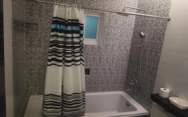 Jo Carter's Hotel and Suites Angeles City
