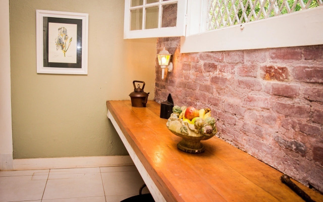 Estancias Duvivier Hotel