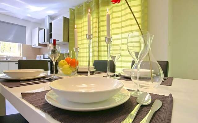 Gorgeous Villa in Belavici With Swimming Pool