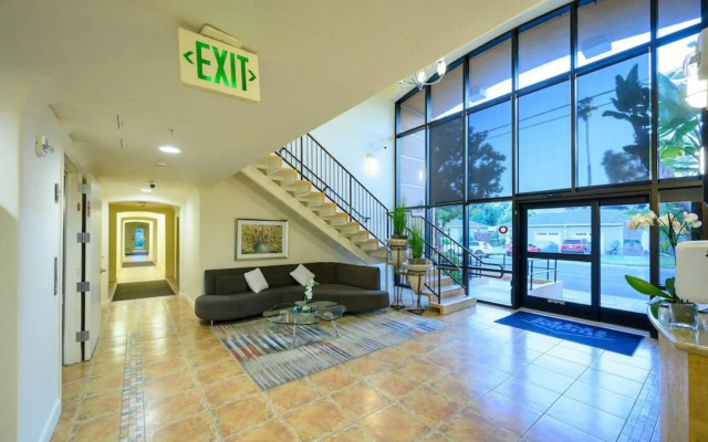 Studios Inn