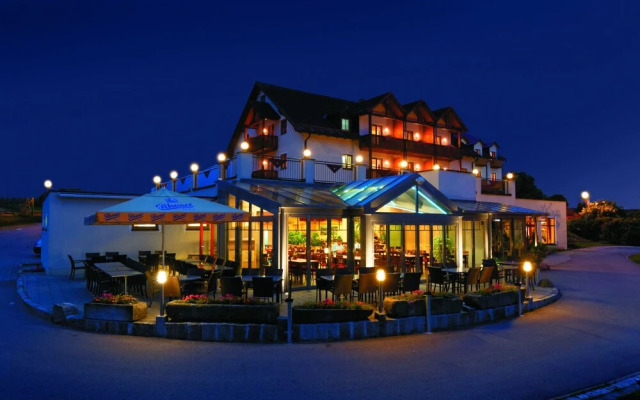 Panorama-Hotel Am See