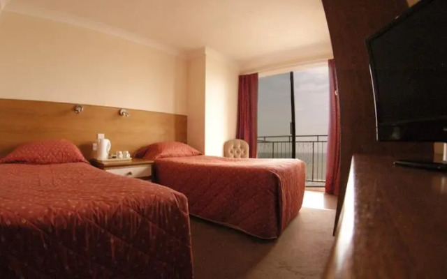 The Carlton Hotel