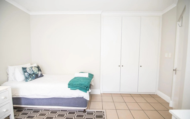 The Paper Fig House river club 30