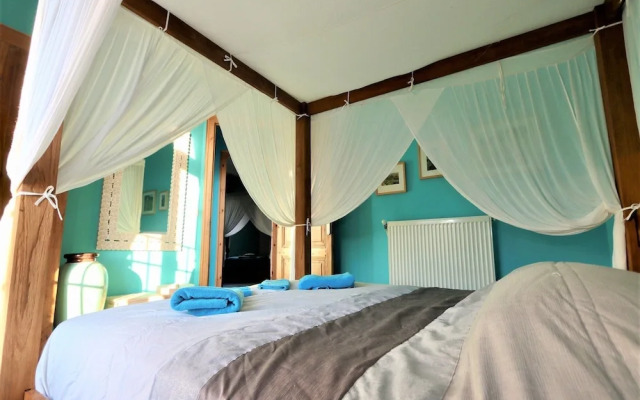 Luxurious Villa With Private spa Near Beach