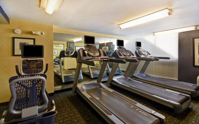 Holiday Inn Cincinnati-Riverfront by IHG