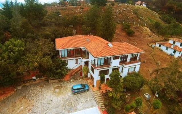 Hotel Campestre Bachue