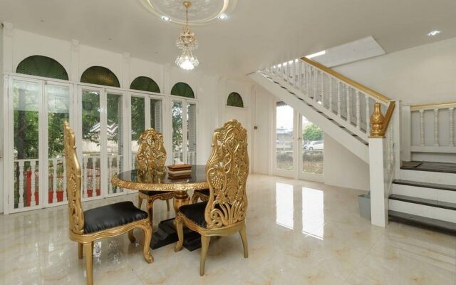 RedDoorz Syariah near Suzuya Mall Banda Aceh 2