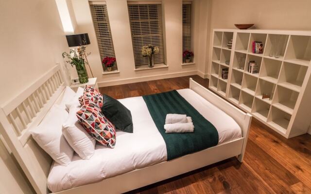 The Liam Neeson Suite by 5STARSTAY