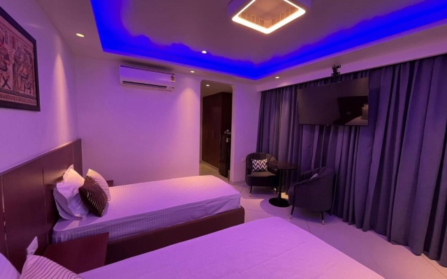 J60 Suites