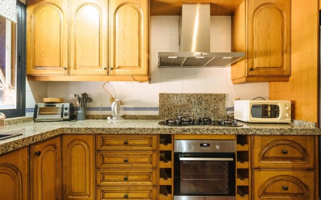 acogedor piso con parking santa justa