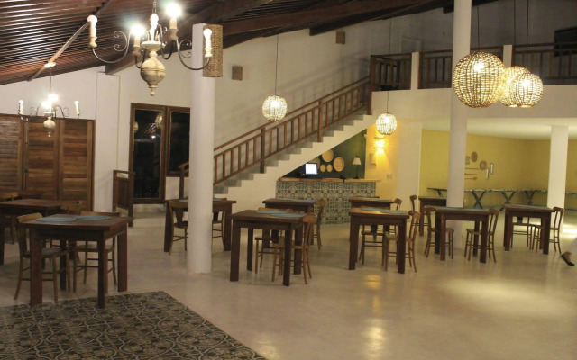Anga Beach Hotel