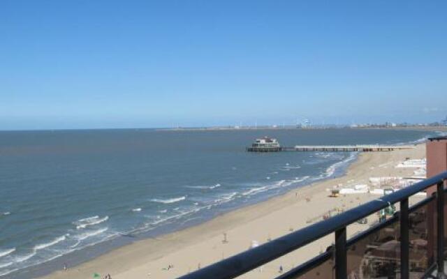 Apartment Bristol palace 11X