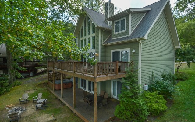 Wynsome Run Lodge 7 Bedroom House