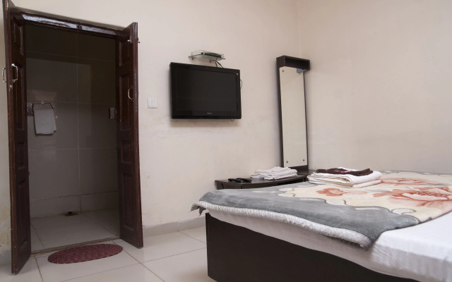 WelcomHeritage Connaught House, Mount Abu