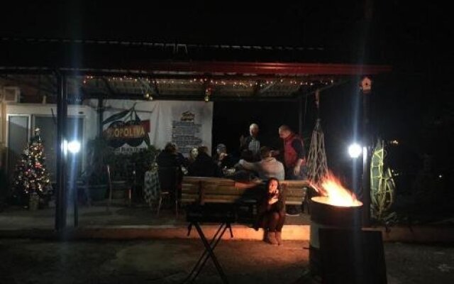 Kemeni Guest House