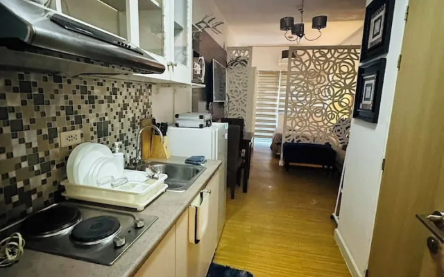 One Bedroom WBalcony Near Bgc Netflix