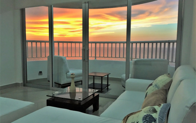 Apartamentos SOHO Style - Frente al Mar CTG - Apartment in Cartagena - Photo 2