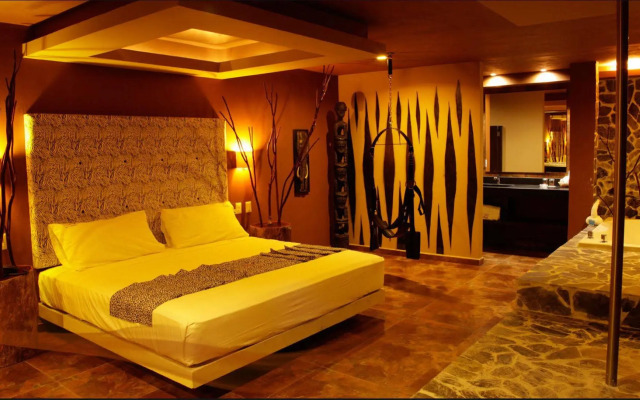 Sensaciones Motel Boutique - Adults Only
