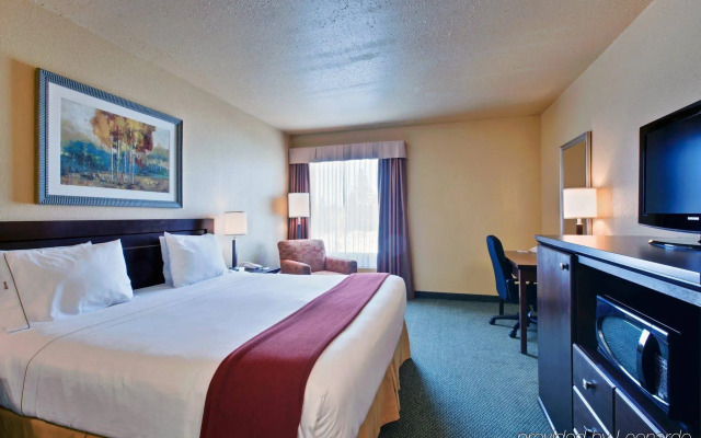 Holiday Inn Express by IHG