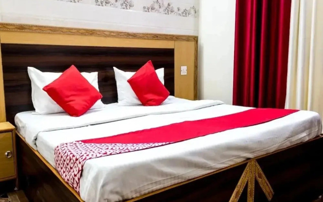 Singh House by OYO Rooms