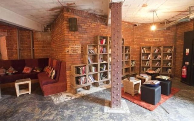 Victoria Warehouse Hotel