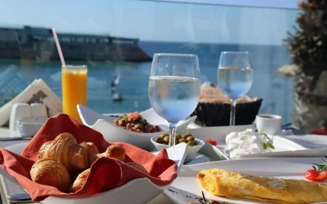 Miramar Hotel Resort & Spa