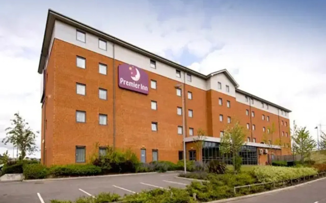 Premier Inn Castleford (Xscape, M62, Jct 32)