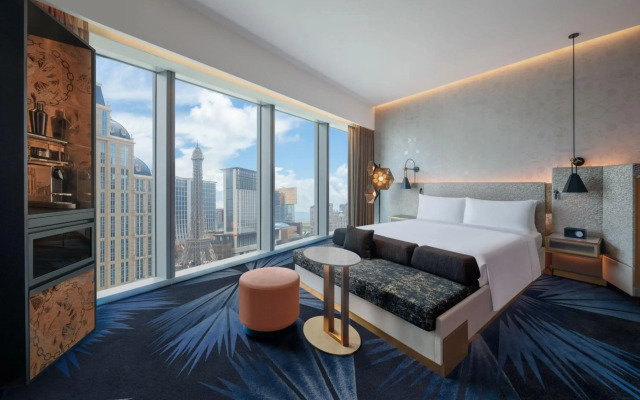 W Macau - Studio City