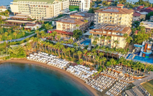 EOS Beach Resort