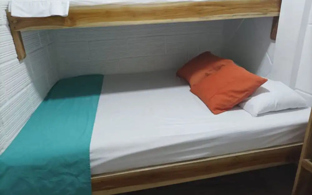 Hostal Catalleya